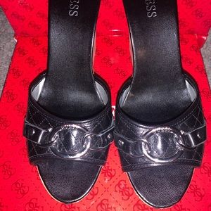 Guess sandal size 7.5
